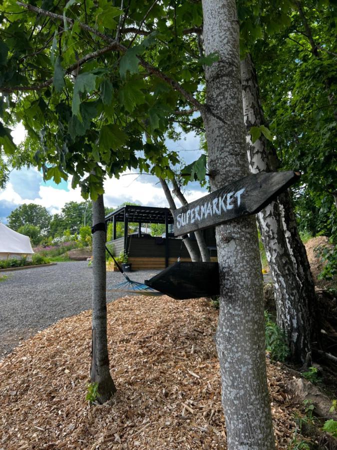 Vaettervy Glamping Ξενοδοχείο Habo Εξωτερικό φωτογραφία