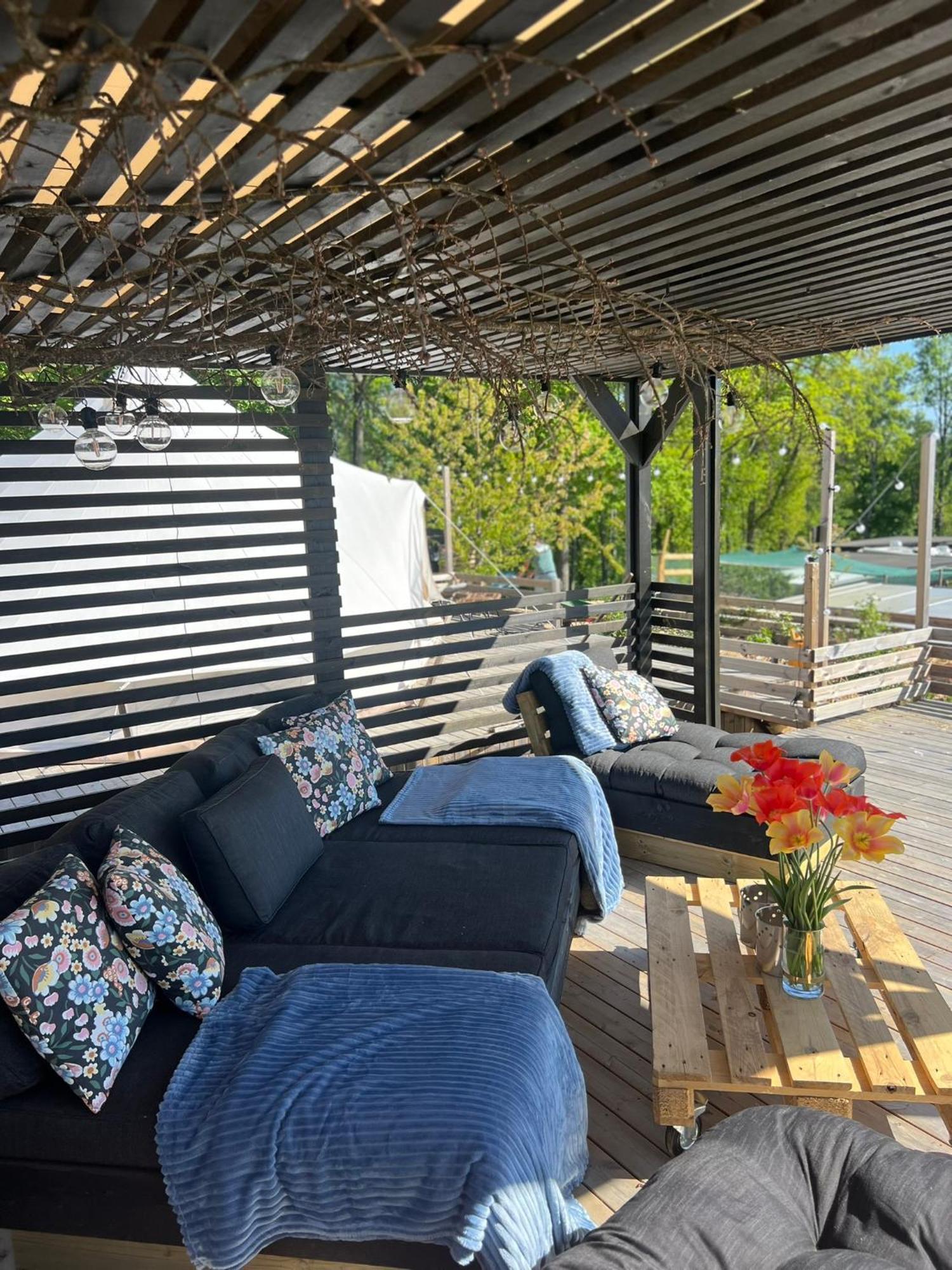 Vaettervy Glamping Ξενοδοχείο Habo Εξωτερικό φωτογραφία