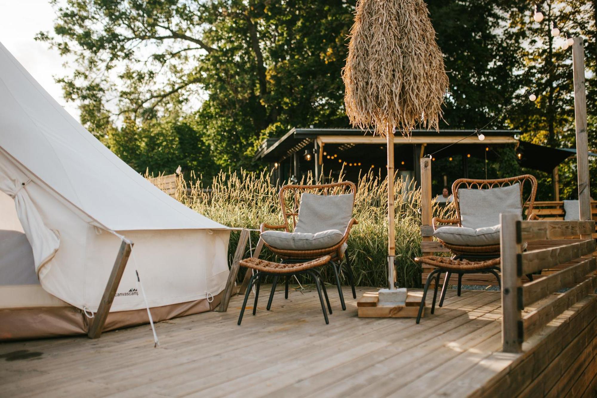 Vaettervy Glamping Ξενοδοχείο Habo Εξωτερικό φωτογραφία