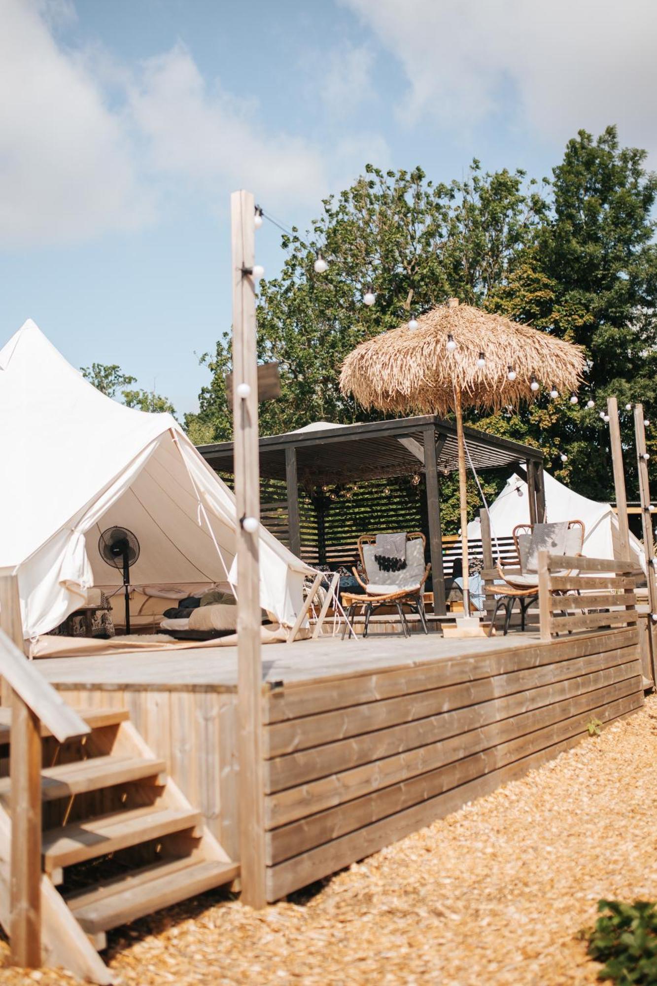Vaettervy Glamping Ξενοδοχείο Habo Εξωτερικό φωτογραφία